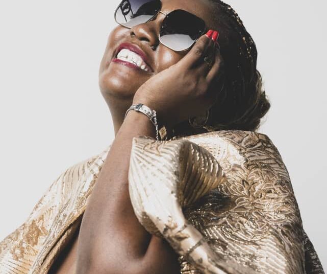 À la Rencontre de Thérèse Ngono : Portrait d’une Actrice Émergeante et Indomptable