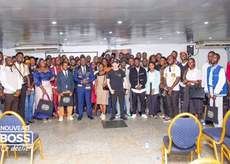 Jaurès Nya signe sa première conférence à Douala : “Se positionner pour attirer de vraies opportunités et vivre de son talent en Afrique”